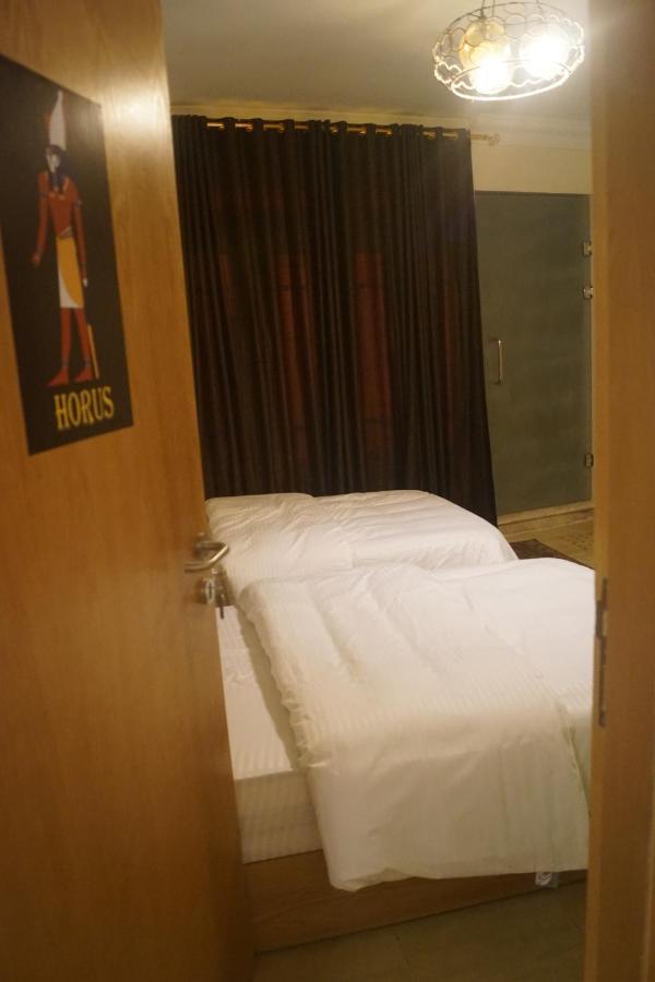 Draz Pyramids View Bed & Breakfast Kafrat al Jabal Exterior photo